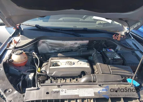 2017 Volkswagen Tiguan 2.0T/2.0T S z USA, uszkodzony, nr VIN WVGAV7AX6HK049516